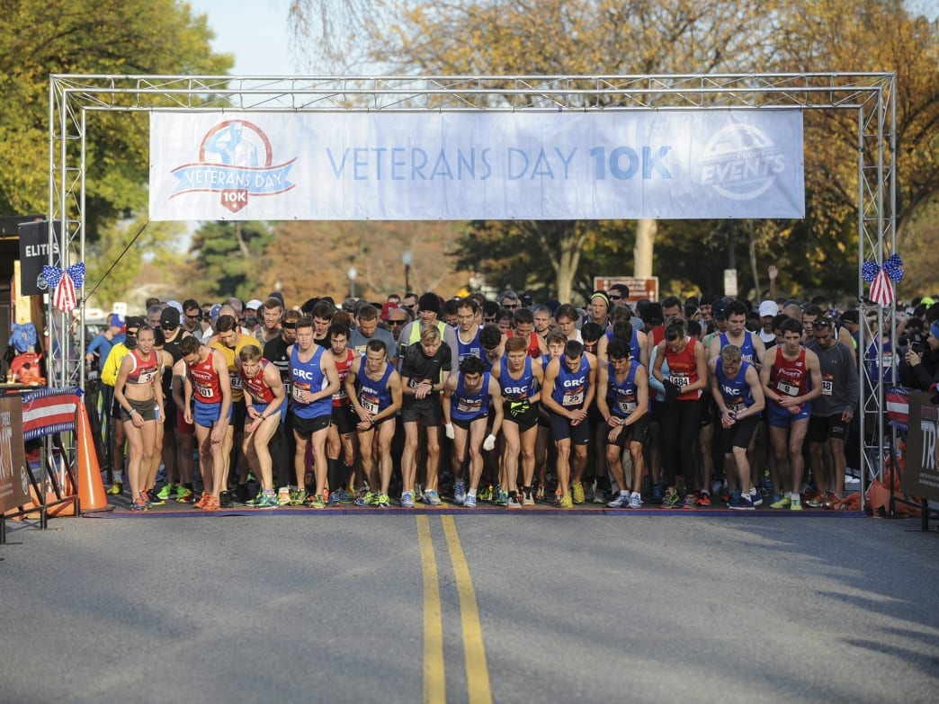Racers at the start of the Veterans Day 10K